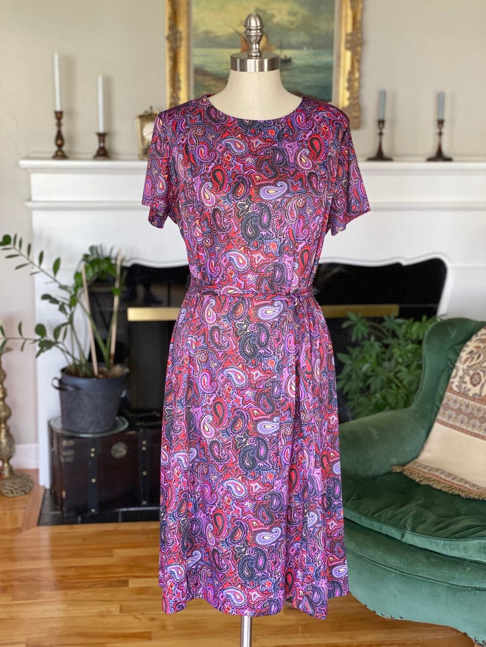 CB New York Vintage 80s Pink Purple Paisley Belted Dress L
